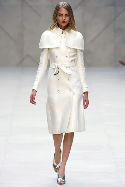Look 2